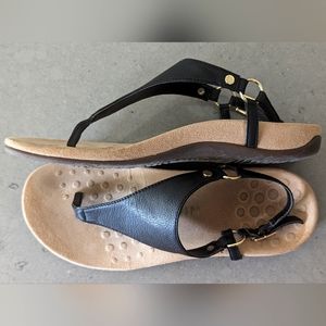 Vionic kirra sandals